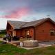 Cuddfan Lodge on a Beautiful Lake