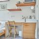 The Amsterdam Houseboat Family - de Pijp, Amsterdam (photo 7)