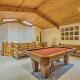 Riverfront Manton Cabin with Pool Table and Fire Pit!, Manton (fotografie 2)