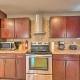 Modern Poconos Retreat with Hot Tub and Game Room, East Stroudsburg (zdjęcie 10)