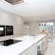 Stunning Central Windsor Town House With Parking, Windsor - Photo 1