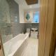 Judah Suites - Stylish 1BR Apartments with Parking & WIFI, Barry (fotografie 4)
