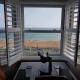 Direct Sea Views Seafront Location & Free Parking, Brighton & Hove - Photo 4