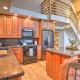 Lake Arrowhead A-Frame Cabin with Deck and Balcony!, Lake Arrowhead (foto 9)