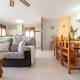 Holiday Home Sandra by Interhome, Riumar (fotografie 8)