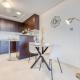 Great Value Stylish Studio with Pool & Stunning Views by Deluxe Holiday Homes, Dubaï - Photo 10