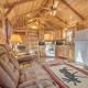 Cozy Augusta Cabin with Grill - Walk to Main St, Augusta (foto 5)