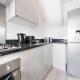 Stylish 3BR Home, Sleeps 5, Contractor Deal -Friendly, Near M25, Free Parking, Slough (fotografie 4)