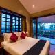 SaffronStays Tudor Rose, Panchgani - luxury chalet with beautiful valley views, Panchgani - Foto 8