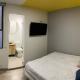 Apartamento a minutos de Provenza en Medellín - M201 By Roots Rentals, Медельин - Фото 2
