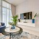 Spell-binding 3BR Townhouse at DAMAC Hills 2 Dubailand by Deluxe Holiday Homes, Dubaj - Fotografie 10