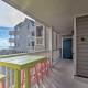 Ocean-View Condo with Deck, Steps to Carolina Beach!, Carolina Beach - Fotografie 2