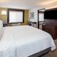 Holiday Inn Express & Suites Oakland - Airport by IHG, Окленд (фото 7)