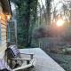 Chez Maurice Luxury Shepherds Hut with Bath and Hot Tub, Kelling - Фото 10
