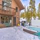 Grand Fraser Escape w/ Private Deck & Hot Tub, Fraser (foto 2)
