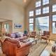 Grand Fraser Escape w/ Private Deck & Hot Tub, Fraser (foto 5)