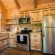 Dogwood Cabin by Amish Country Lodging, Berlin (foto 7)