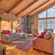 Fire Pit & Grill: Lakefront Poconos Cottage!, East Stroudsburg (photo 2)