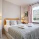 Bright 2 Bedroom Apartment with Garden in Clapham, Лондон - Фото 3