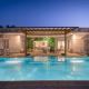 Whispering Palms by StayVista - Pool-view villa with Boutique interiors, Terrace & Lawn, Alibaug - Foto 2