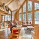 Rustic Cabin with Hot Tub and Deck in Breckenridge Брекенридж - Фото 1