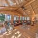 Spacious Ruidoso Home with Hot Tub and Fireplaces, Ruidoso (fotografie 2)