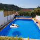 Citrus Tree House, private pool and garden., Angeja