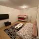 Gemütliche Wohnung mit Smart-TV und großem Balkon, Berlijn - Foto 2