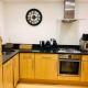 Superbly located 2 bedroom luxury apartment, Bath - Photo 3
