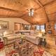 Ellijay Cabin with Porch and Private Hot Tub! - Foto 6