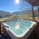 Deck & Mtn Views! Luxe Log Cabin in Waynesville, Waynesville