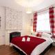 Fabulous Stay - 4 Bedroom House, sleeps 9, ideal for Business and Contractors, Free parking Stoke on Trent - Photo 2