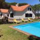 Moradia no Pinhal com Piscina - Espaço e Privacidade para as suas Férias!