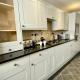 Lovely house in a great location with Parking, WiFi & Smart TV - Near Poole & Bournemouth, Poole (fotografie 9)