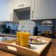 Judah Suites - Stylish 1BR Apartments with Parking & WIFI, Barry (fotografie 3)
