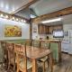 Charming Laconia Home with Deck Walk to Lake!, Laconia (fotografie 2)