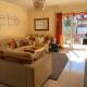 Beautiful detached villa with private pool, Fibre Wi-fi, garden, games room & BBQ, Terras de Bouro (foto 8)