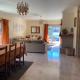 Beautiful detached villa with private pool, Fibre Wi-fi, garden, games room & BBQ, Terras de Bouro (foto 9)