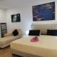 Apple Home 2 at Menara Simfoni, King Size Bed, Cheras, Nexflix, Wifi, Parking, Seri Kembangan