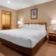 Mountain Edge Suites at Sunapee, an Ascend Collection Hotel Newbury - Foto 5