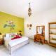 Enak Bungalow, Amed