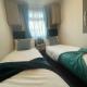Lakeside Retreat 3 with hot tub, private fishing peg situated at Tattershall Lakes Country Park, Tattershall (foto 9)