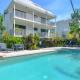 Seascape Holidays - Tropical Reef Apartments, Port Douglas