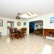 Heated Pool Home - VERY close to Siesta Beach, Restaurants & Shops!, Sarasota (fotografie 9)