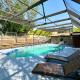 Heated Pool Home - VERY close to Siesta Beach, Restaurants & Shops!, Sarasota (fotografie 5)