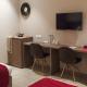 ROSASTAYS Gurugram Golf Course, グルガオン - 写真 2