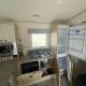 Lakeside Retreat 4 with hot tub, private fishing peg situated at Tattershall Lakes Country Park, Tattershall (Foto 5)