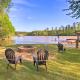 Chic Lake Sinclair Retreat with Dock and Hot Tub!, Resseaus Crossroads - Fotografie 1