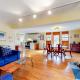 Vineyard Escape, Vineyard Haven