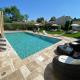 Mas Beau Soleil & Spa Cottages DeCharme avec Jacuzzi&Jardin Privés Saint-Rémy-de-Provence - Photo 6